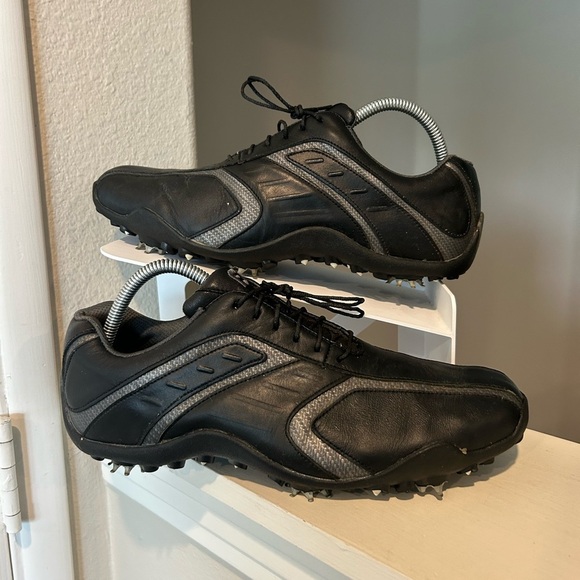 FootJoy Golf Shoes Mens 8 Superlites Black Lace Up Soft Spike Cleats - Picture 1 of 11